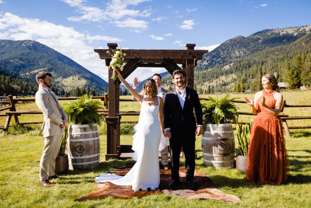 @davidclumpner captures the joy of bride and groom at their outdoor Montana wedding venue